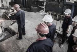 火炉工在线观看,燃烧激情，见证传奇