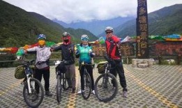 翻山越岭爆料新闻视频播放,揭秘新闻背后的惊心动魄